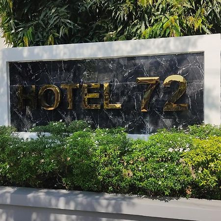 Hotel 72 Yangon Extérieur photo