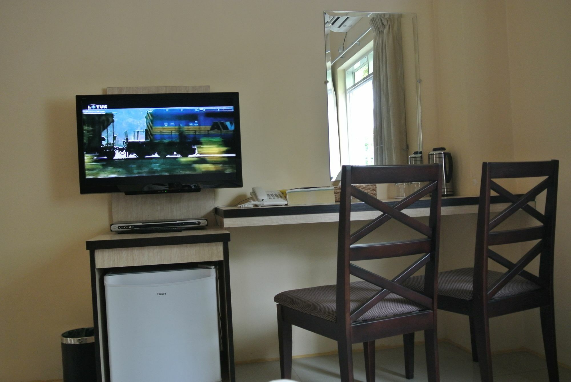 Hotel 72 Yangon Extérieur photo