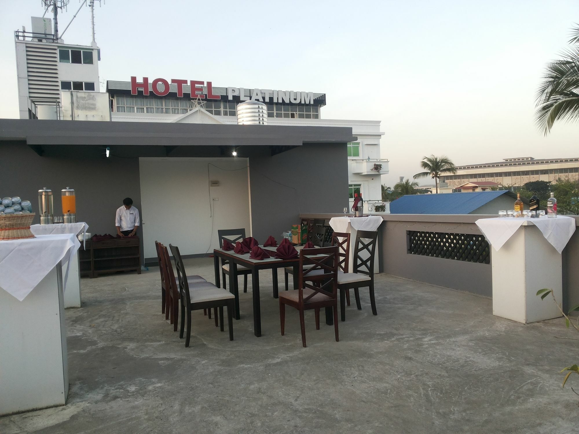 Hotel 72 Yangon Extérieur photo