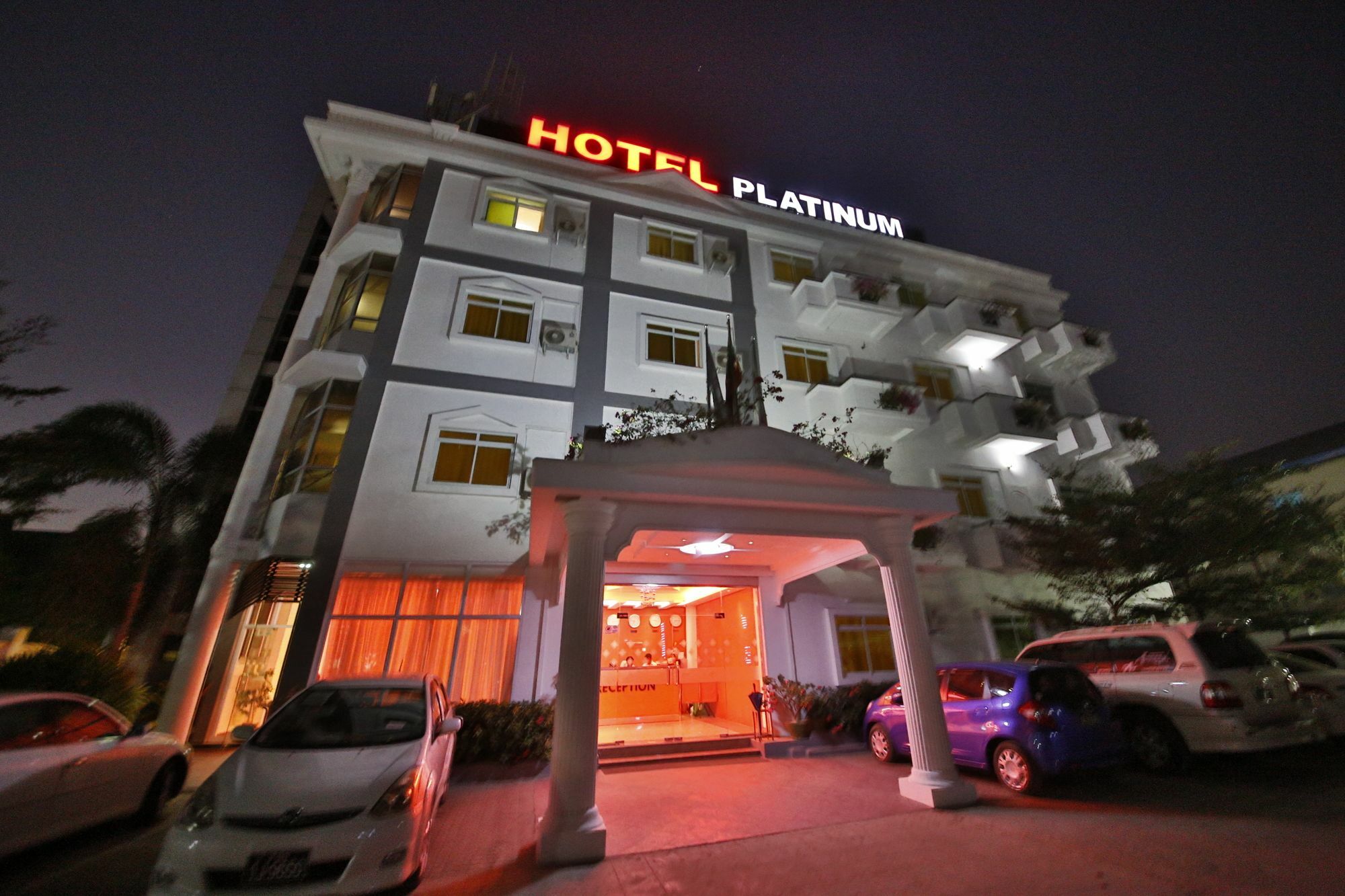 Hotel 72 Yangon Extérieur photo