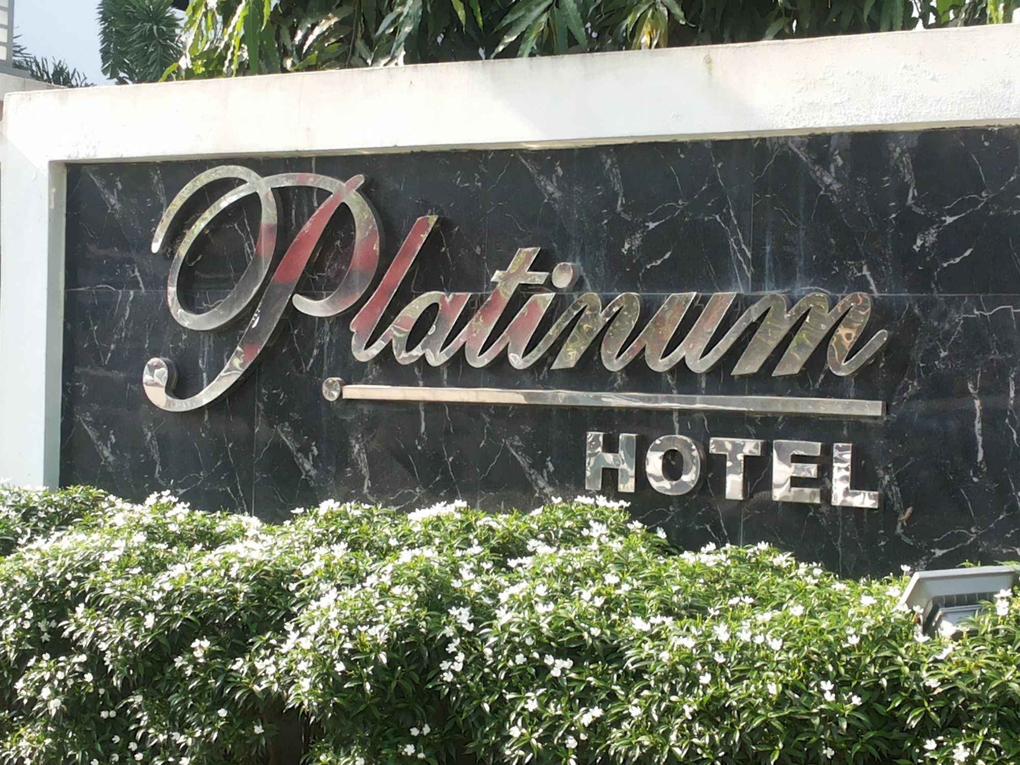 Hotel 72 Yangon Extérieur photo
