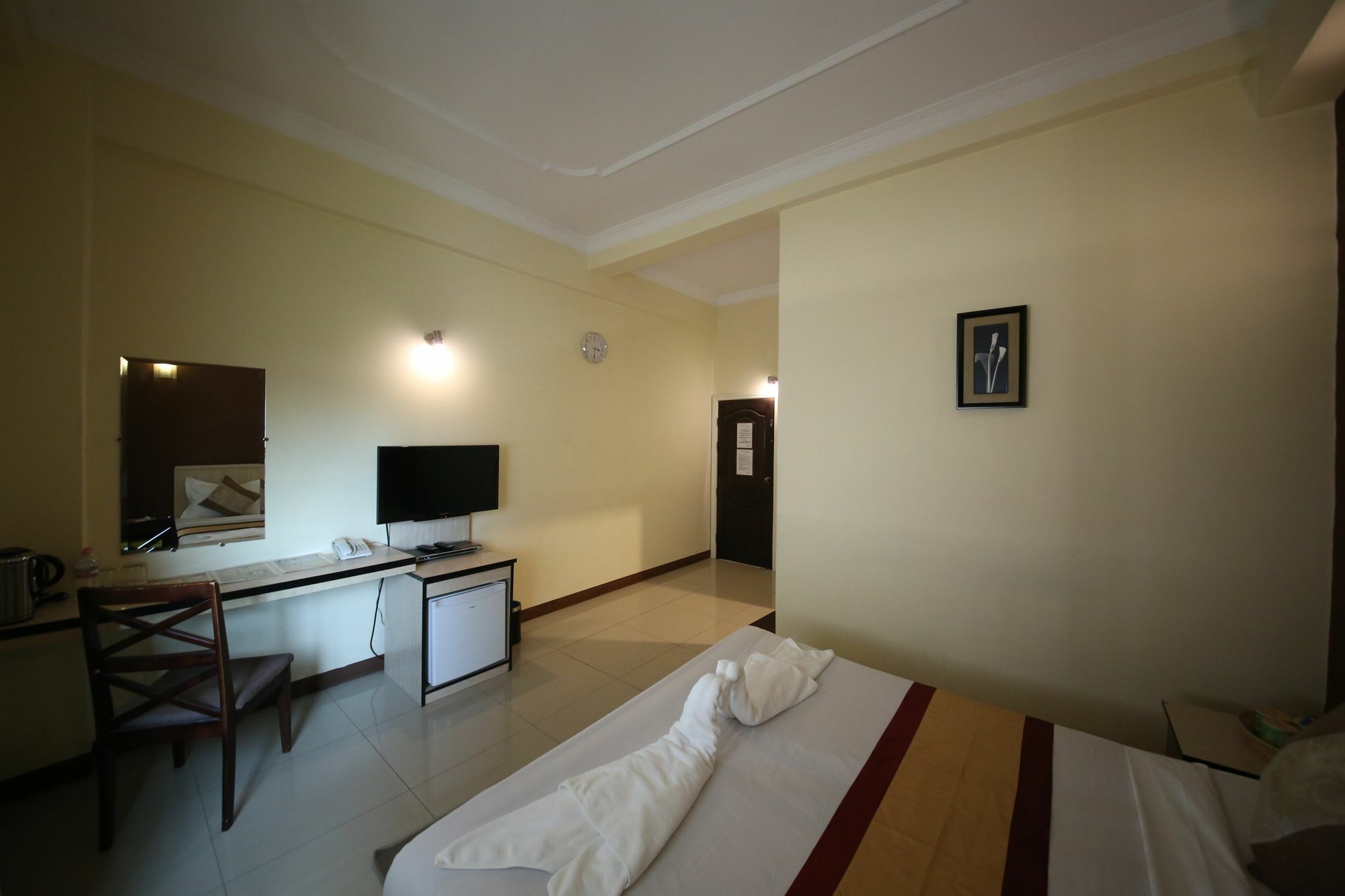Hotel 72 Yangon Extérieur photo